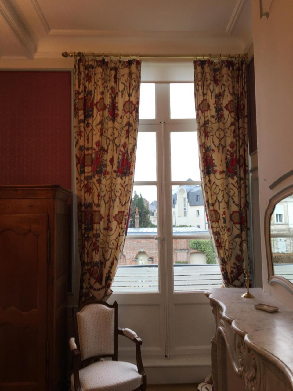 Entre Cour Et Jardin Bed & Breakfast Arras Ngoại thất bức ảnh